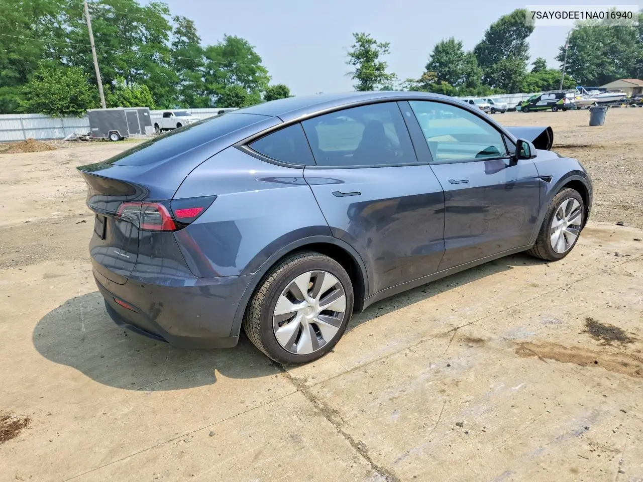 2022 Tesla Model Y VIN: 7SAYGDEE1NA016940 Lot: 61770036