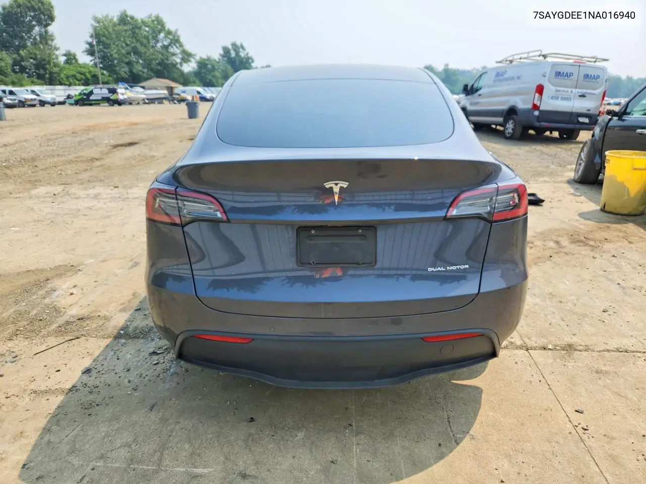 2022 Tesla Model Y VIN: 7SAYGDEE1NA016940 Lot: 61770036