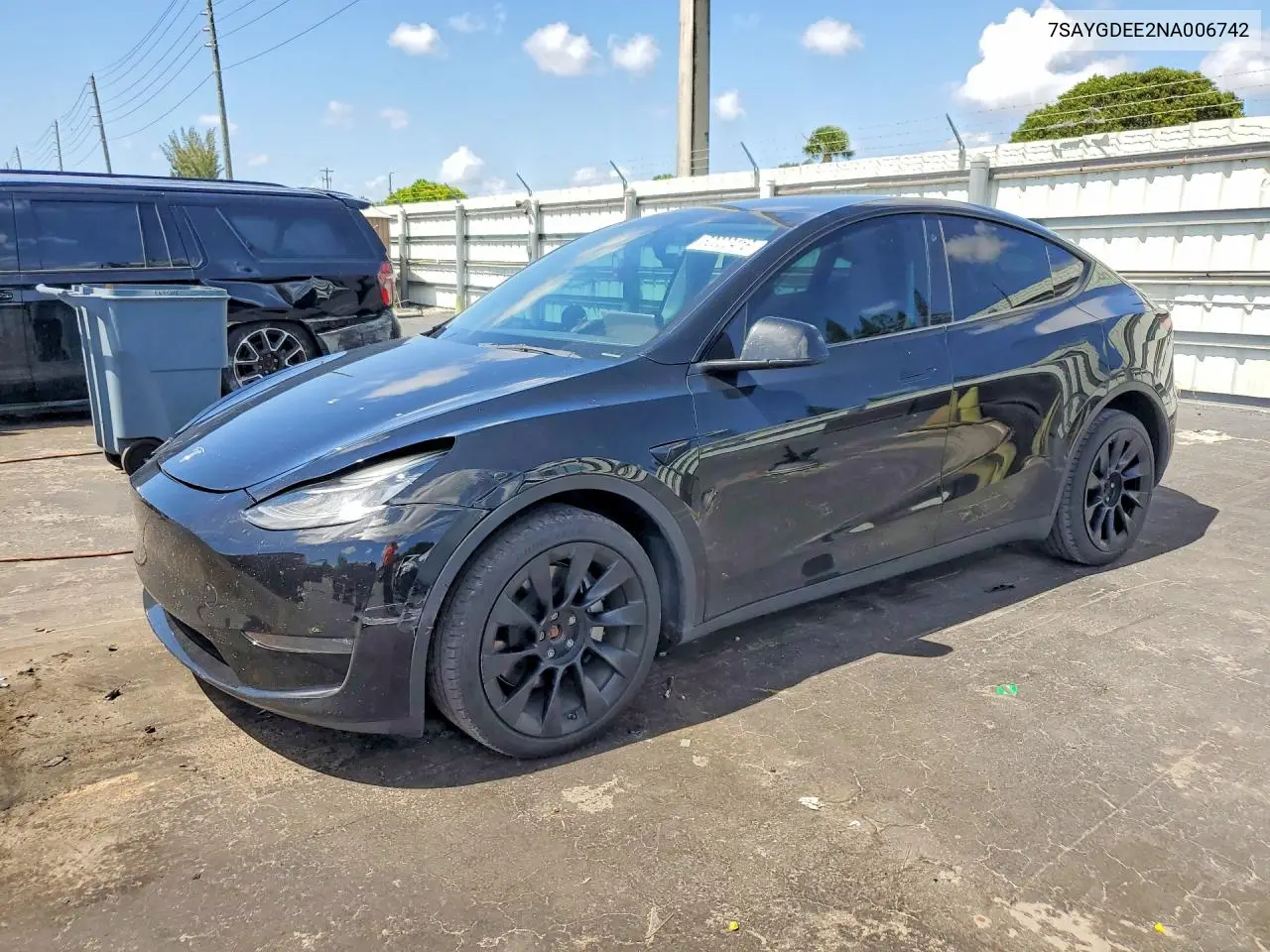 2022 Tesla Model Y VIN: 7SAYGDEE2NA006742 Lot: 62020416