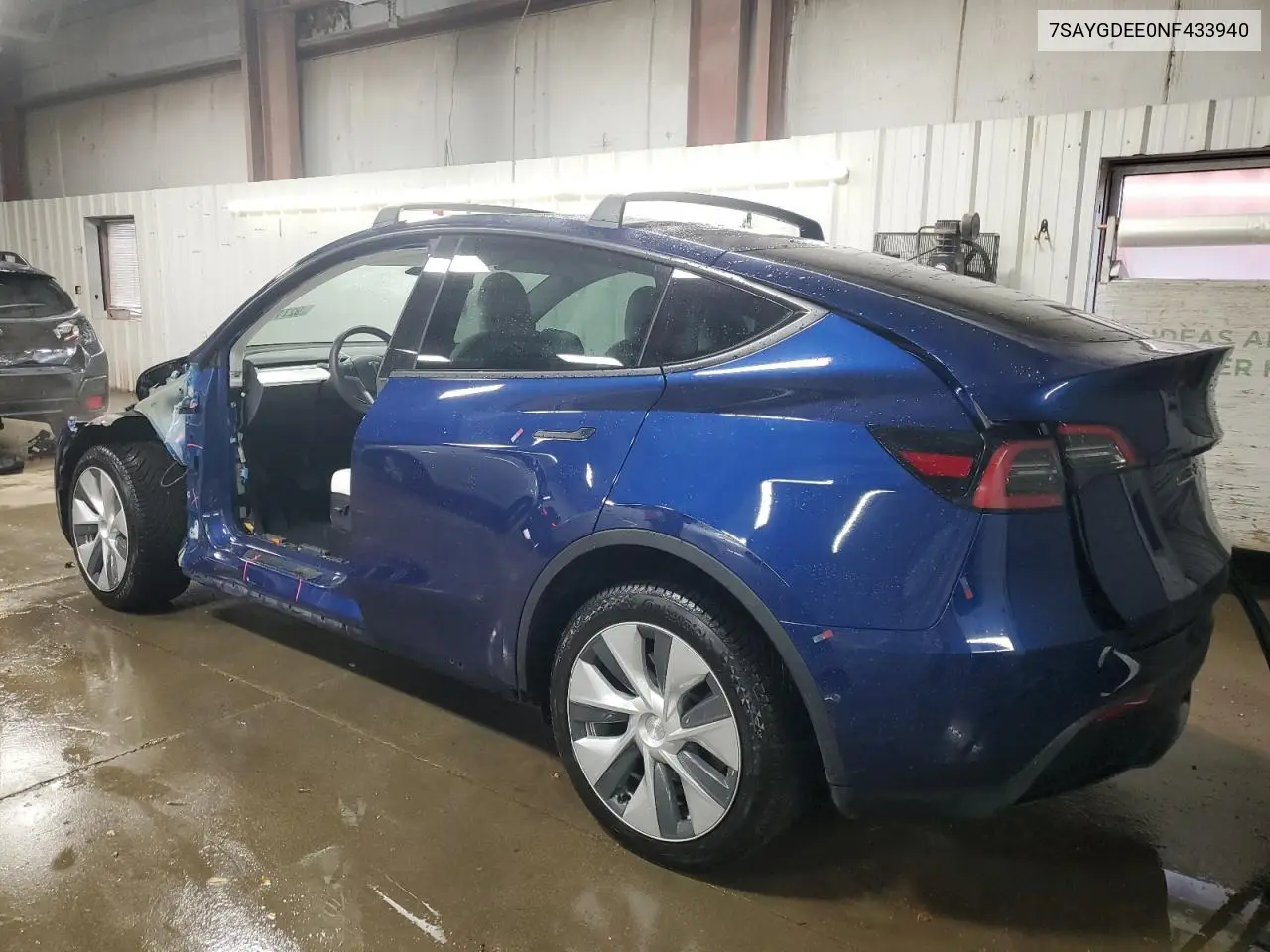 7SAYGDEE0NF433940 2022 Tesla Model Y