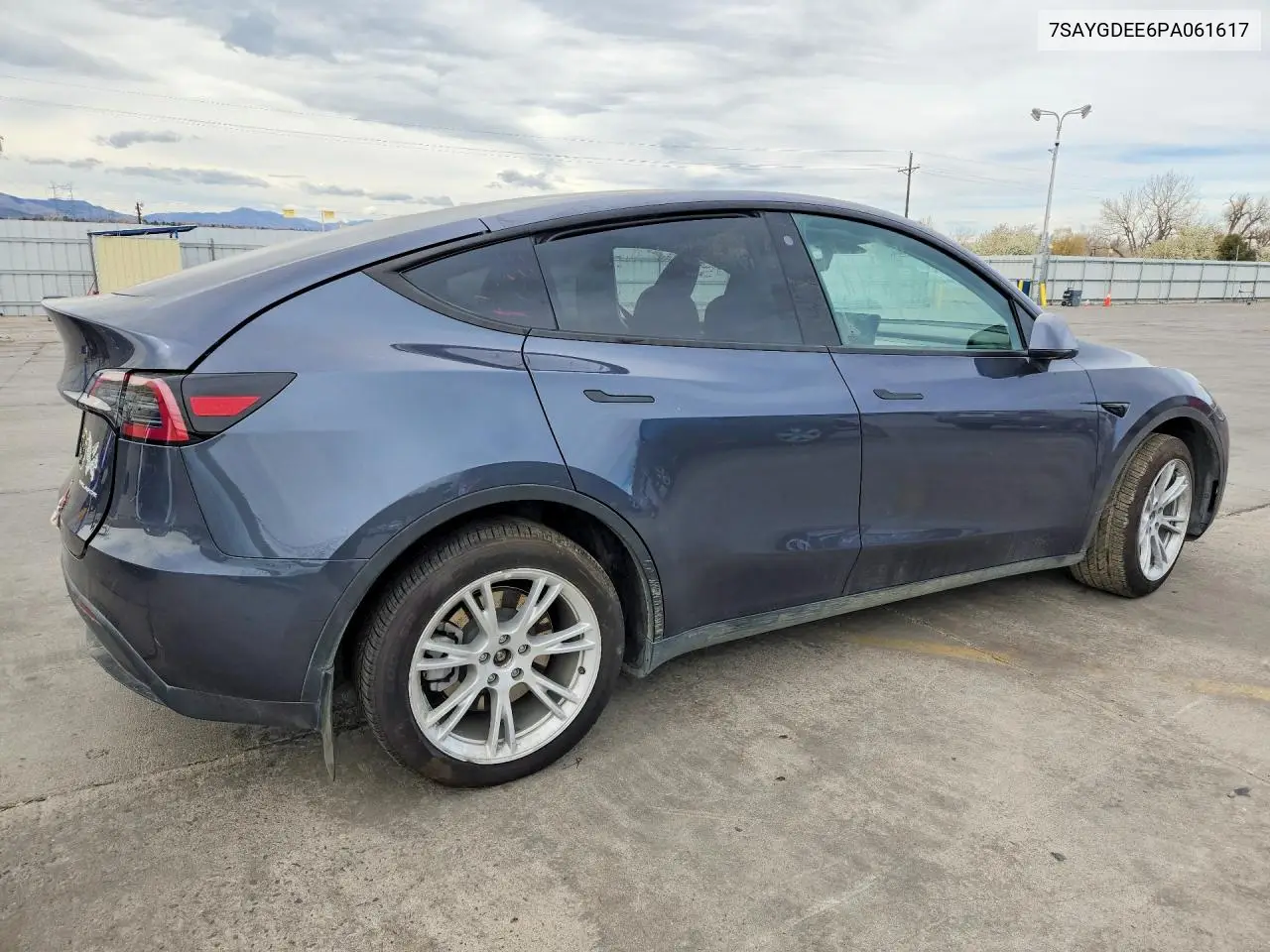 7SAYGDEE6PA061617 2023 Tesla Model Y
