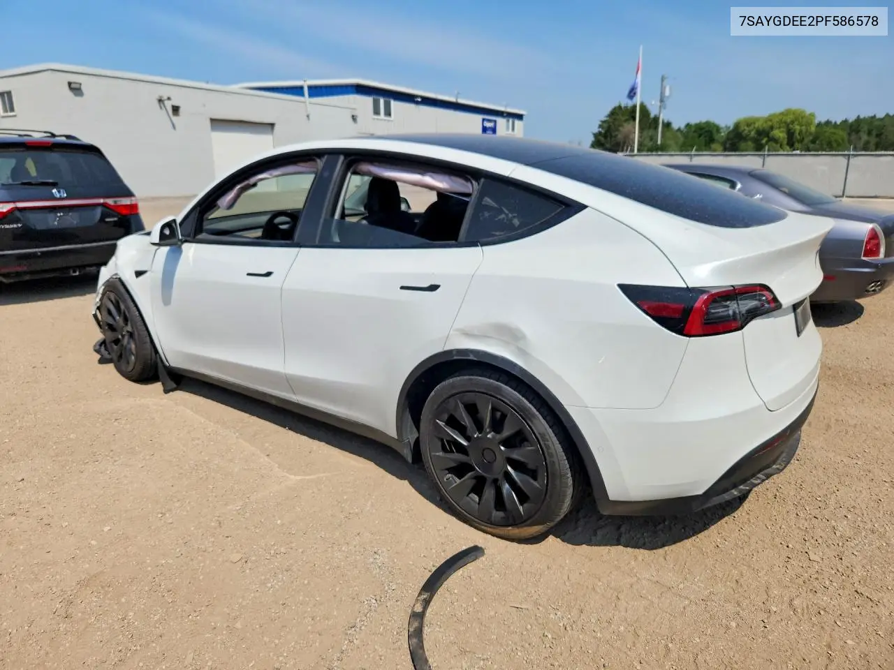 2023 Tesla Model Y VIN: 7SAYGDEE2PF586578 Lot: 59093626