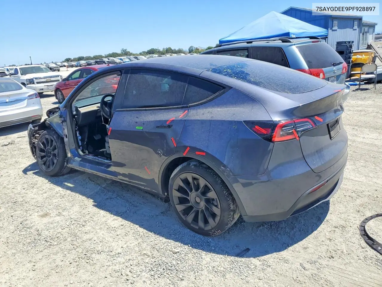 2023 Tesla Model Y VIN: 7SAYGDEE9PF928897 Lot: 59191076