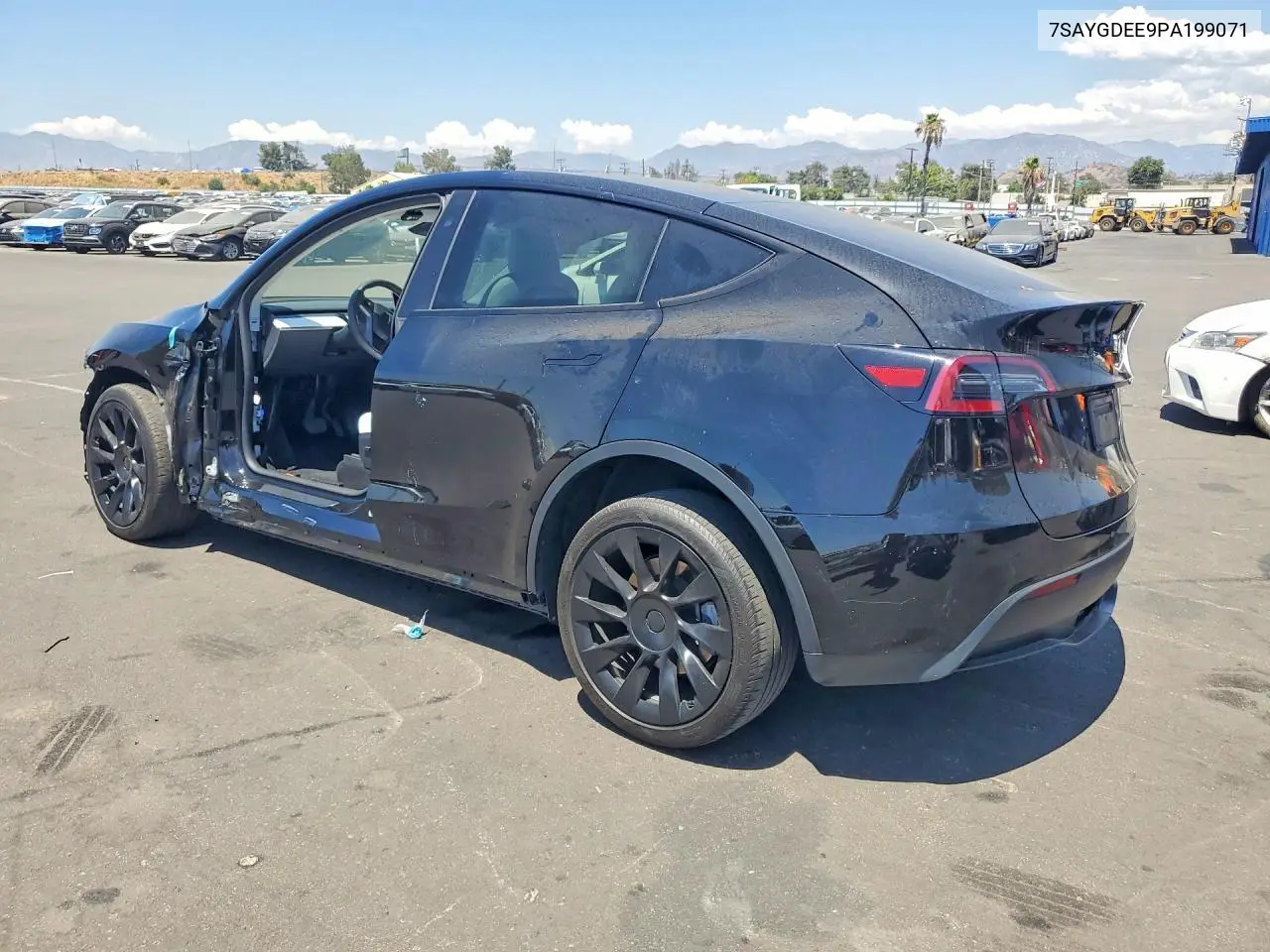 2023 Tesla Model Y VIN: 7SAYGDEE9PA199071 Lot: 60715226