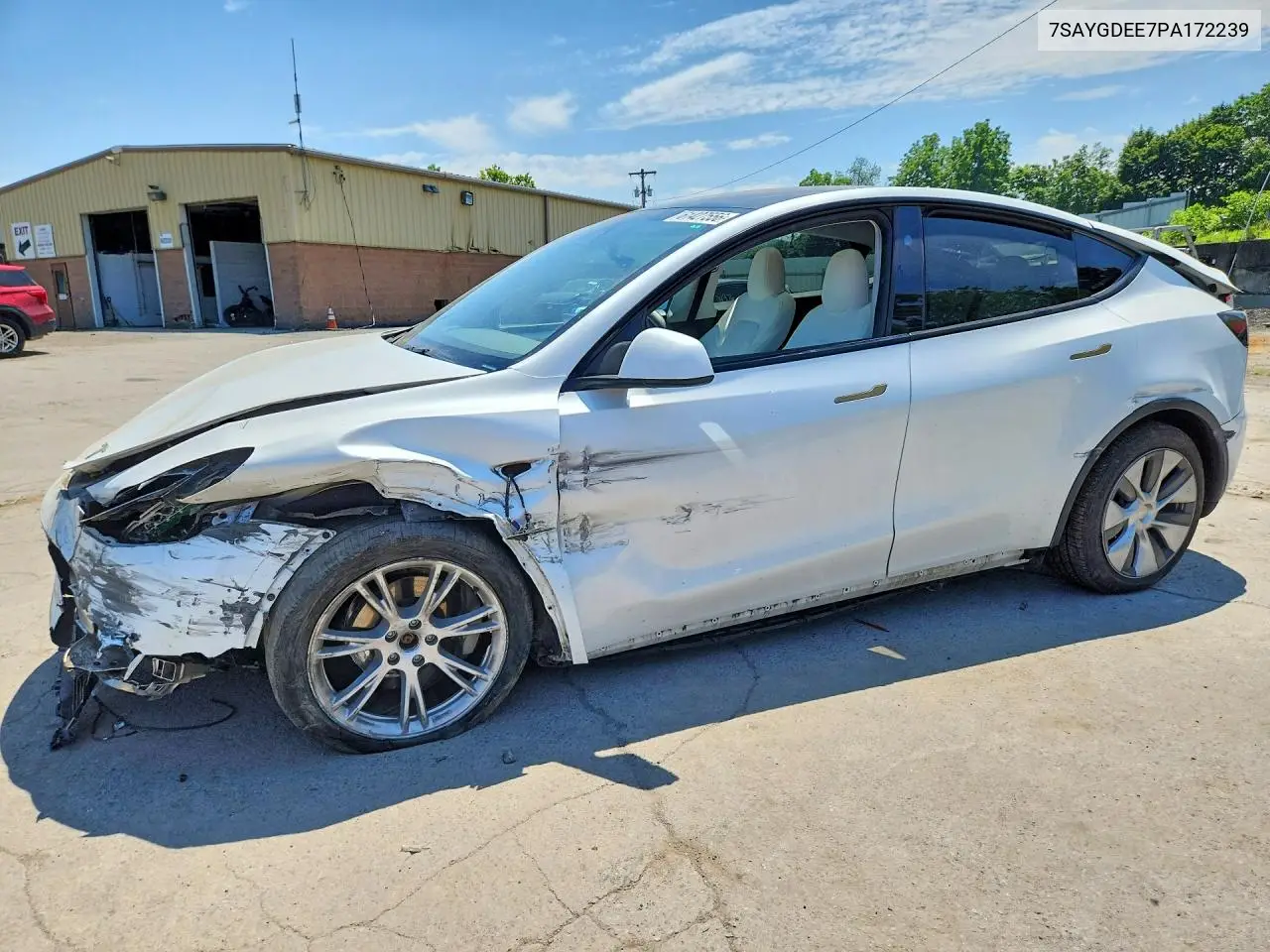 2023 Tesla Model Y VIN: 7SAYGDEE7PA172239 Lot: 61427556