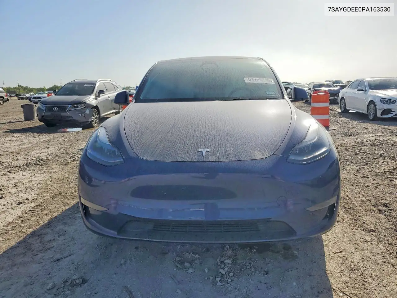 2023 Tesla Model Y VIN: 7SAYGDEE0PA163530 Lot: 61768246