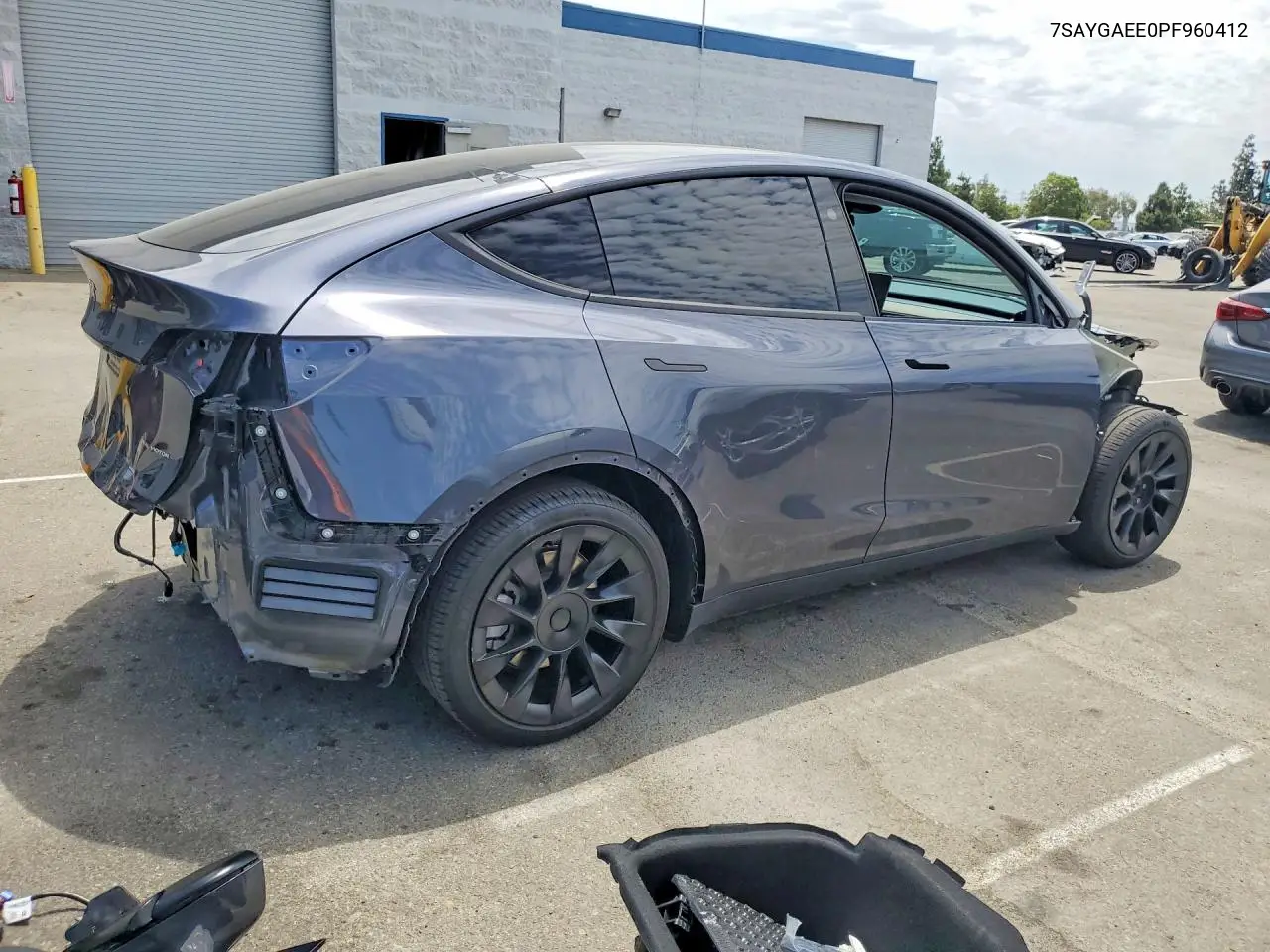 2023 Tesla Model Y VIN: 7SAYGAEE0PF960412 Lot: 61859106