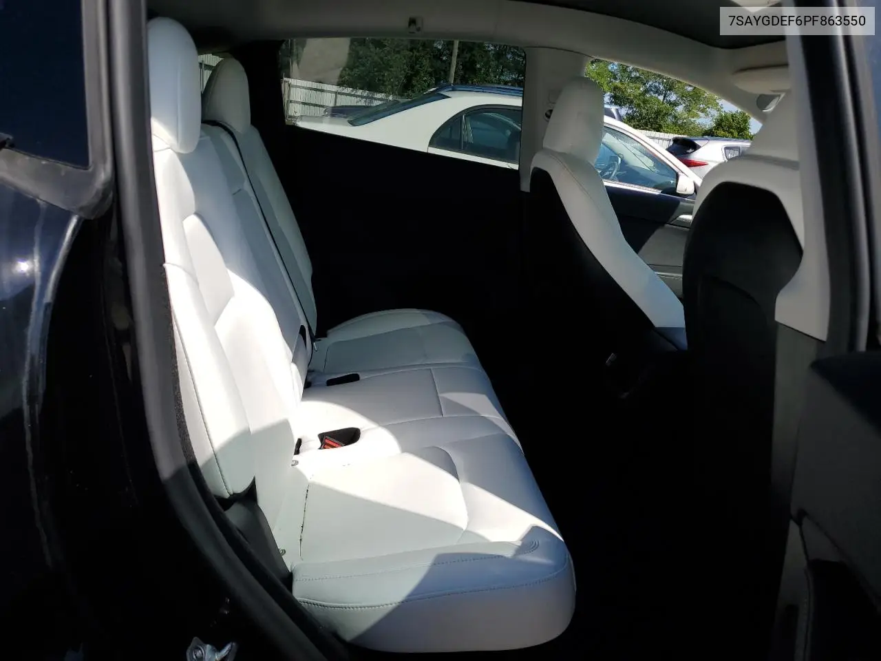 7SAYGDEF6PF863550 2023 Tesla Model Y