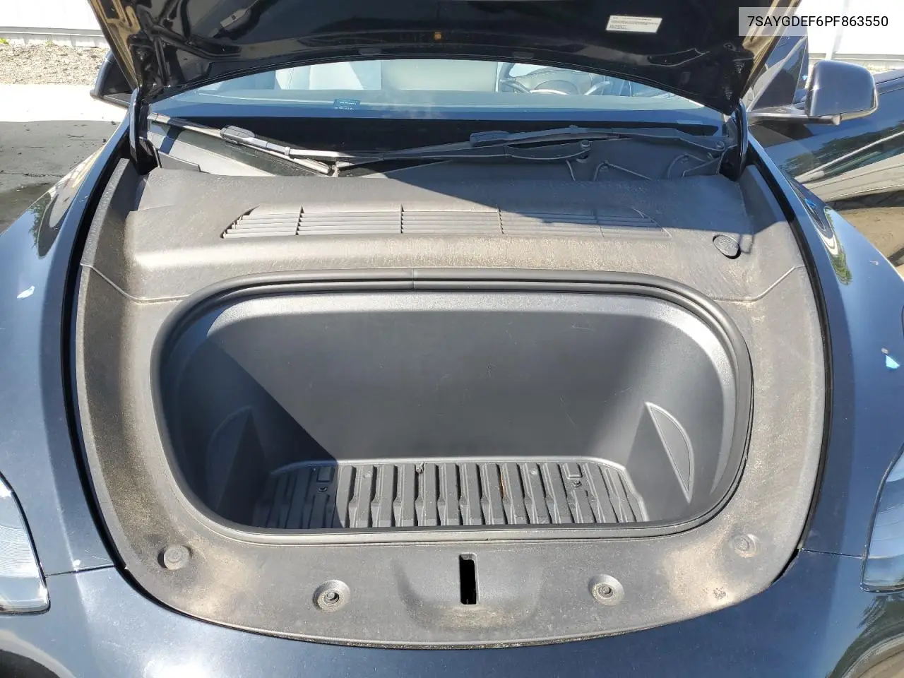7SAYGDEF6PF863550 2023 Tesla Model Y