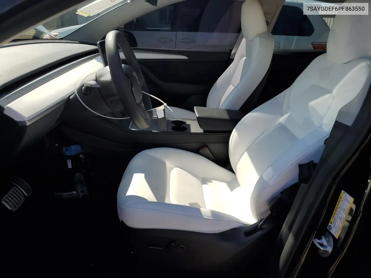 7SAYGDEF6PF863550 2023 Tesla Model Y