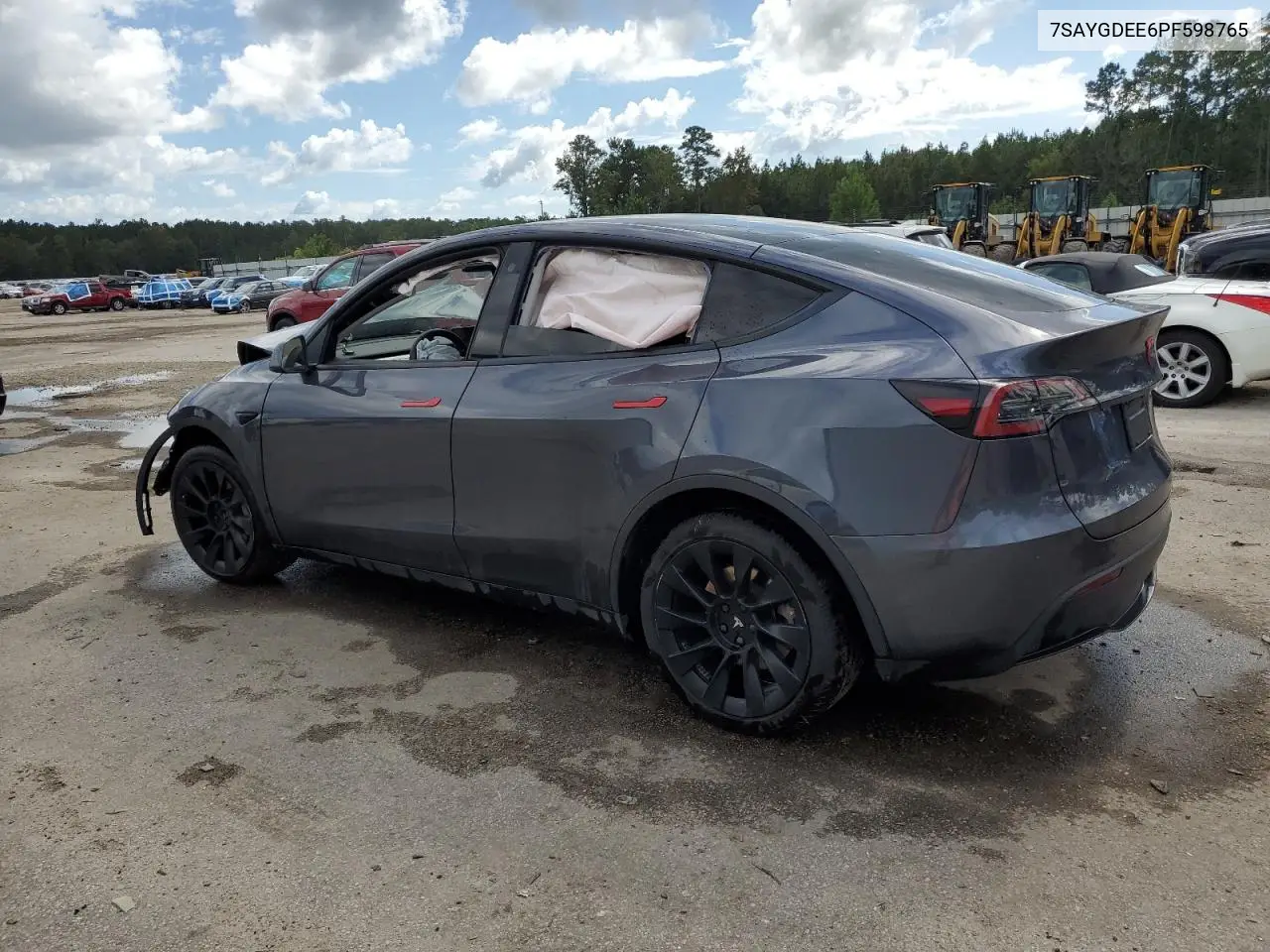 7SAYGDEE6PF598765 2023 Tesla Model Y