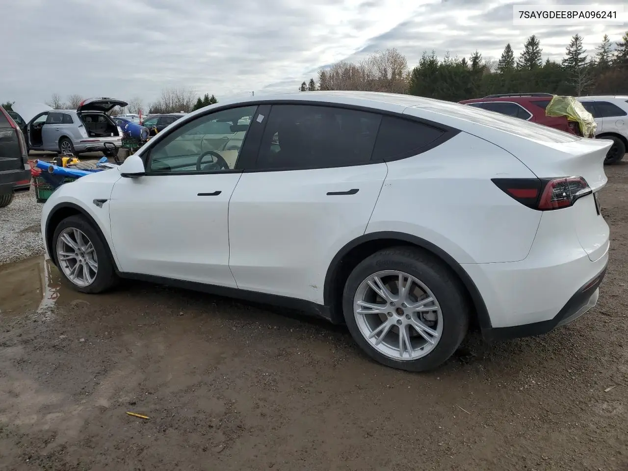 7SAYGDEE8PA096241 2023 Tesla Model Y