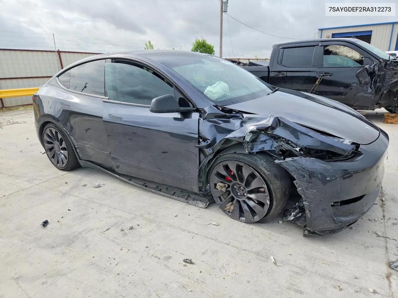 2024 Tesla Model Y VIN: 7SAYGDEF2RA312273 Lot: 61484166
