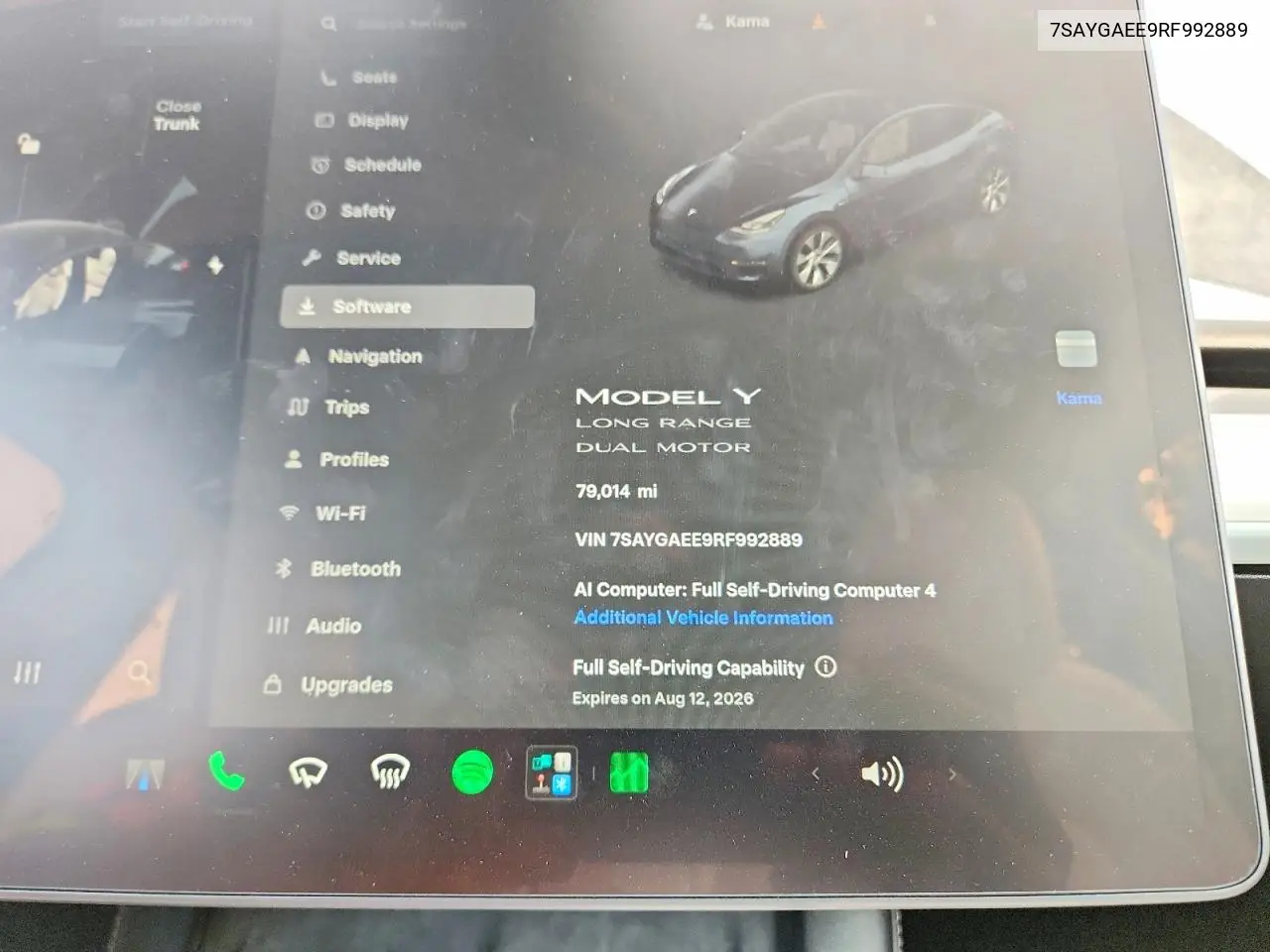 2024 Tesla Model Y VIN: 7SAYGAEE9RF992889 Lot: 61758566