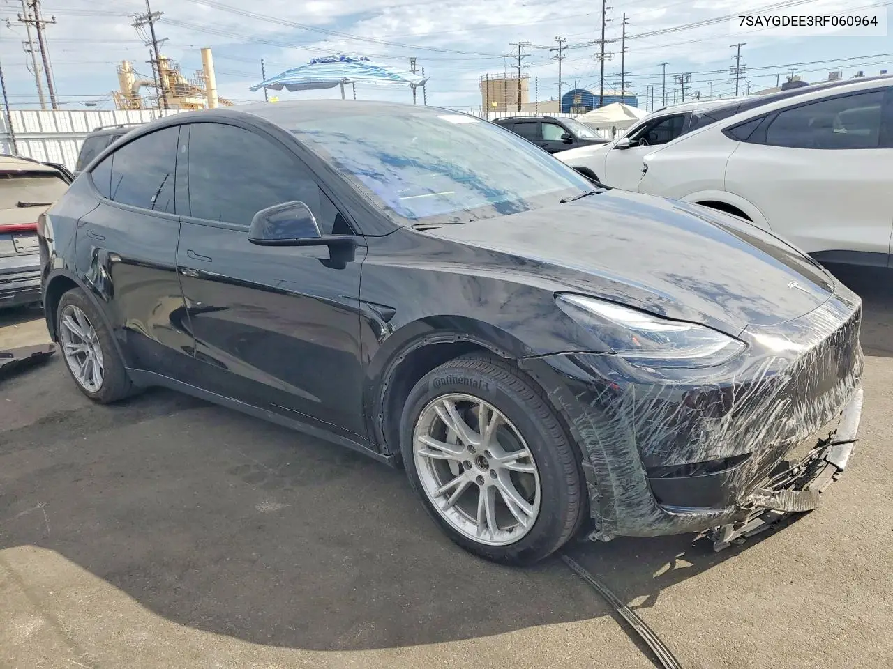 2024 Tesla Model Y VIN: 7SAYGDEE3RF060964 Lot: 61804856