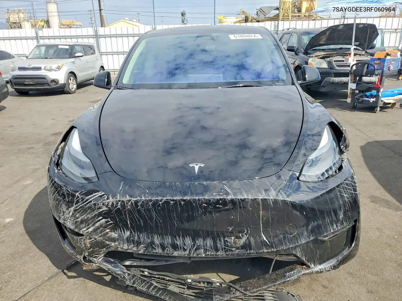 2024 Tesla Model Y VIN: 7SAYGDEE3RF060964 Lot: 61804856