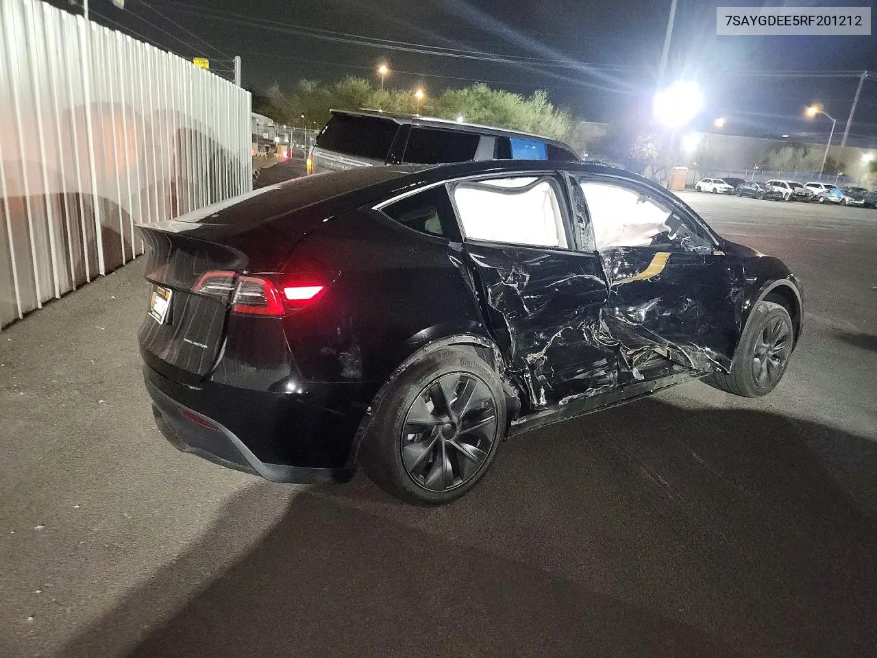 2024 Tesla Model Y VIN: 7SAYGDEE5RF201212 Lot: 62360716