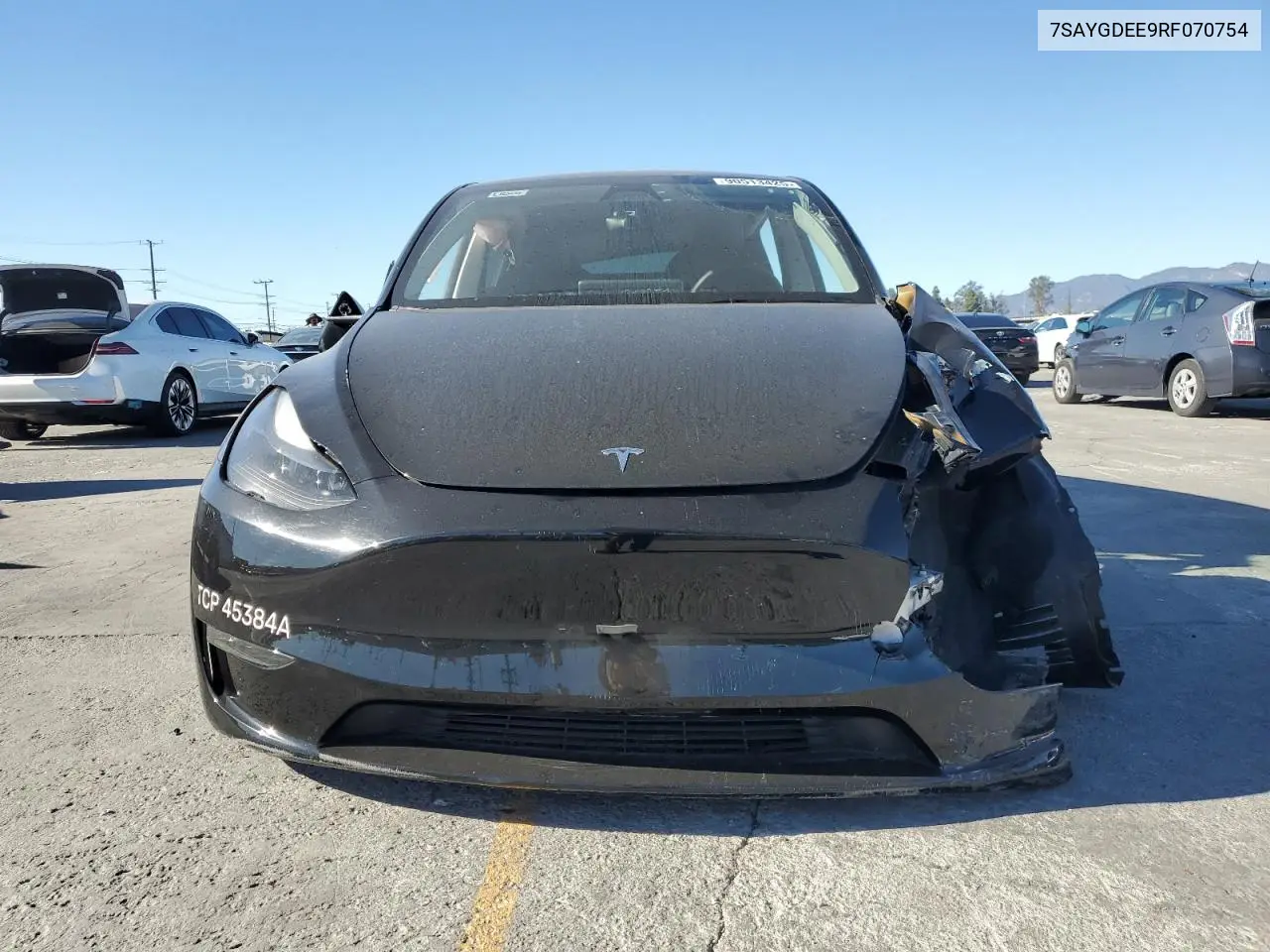 7SAYGDEE9RF070754 2024 Tesla Y