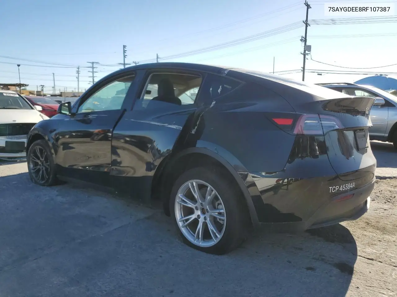 7SAYGDEE8RF107387 2024 Tesla Y