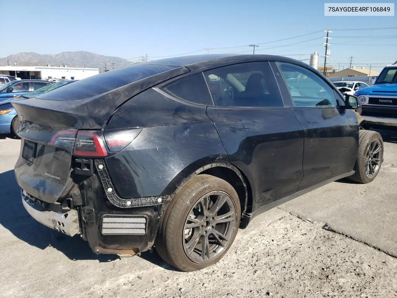 7SAYGDEE4RF106849 2024 Tesla Y