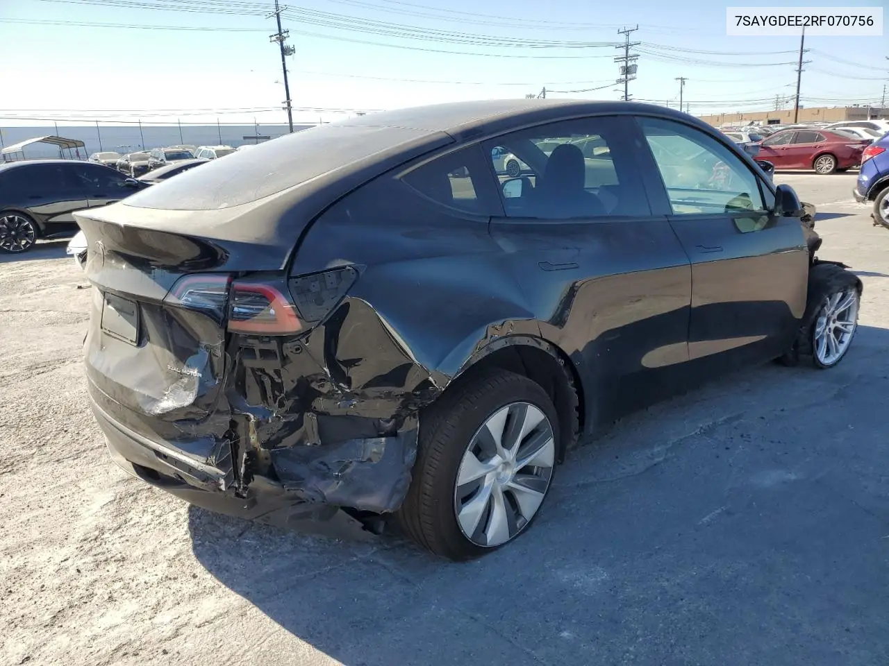 7SAYGDEE2RF070756 2024 Tesla Y