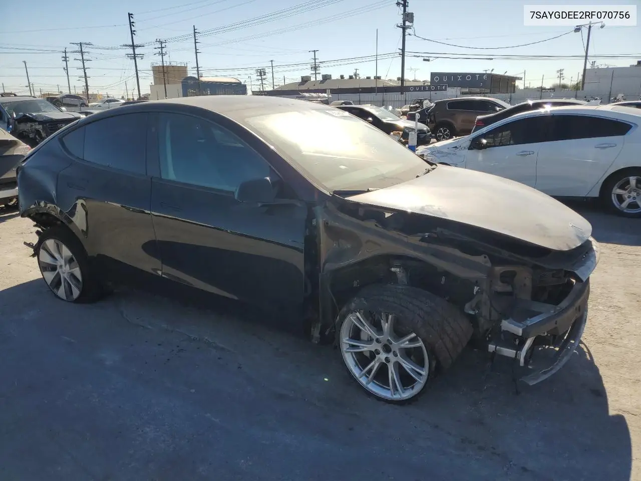 7SAYGDEE2RF070756 2024 Tesla Y