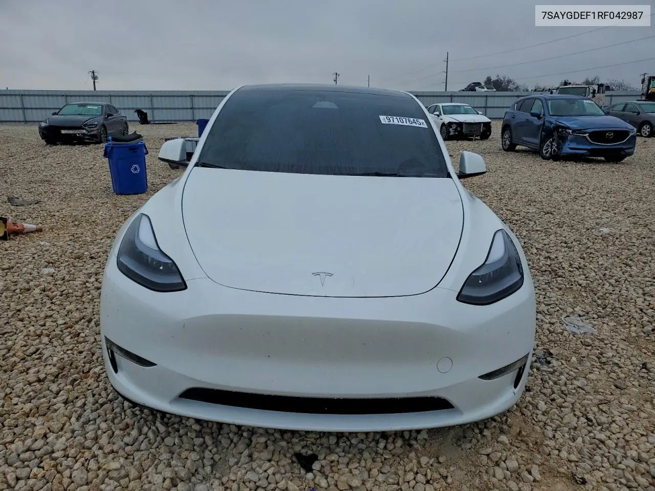 7SAYGDEF1RF042987 2024 Tesla Model Y