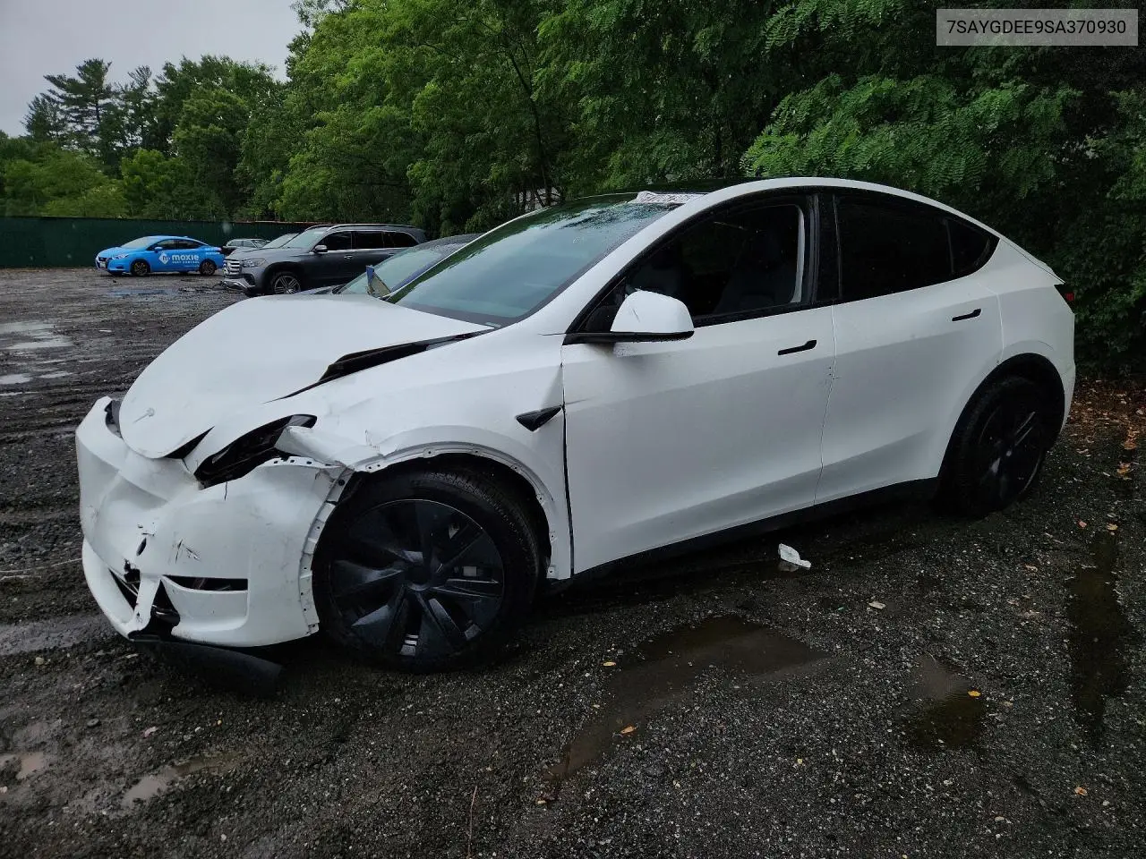 2025 Tesla Model Y VIN: 7SAYGDEE9SA370930 Lot: 51106796