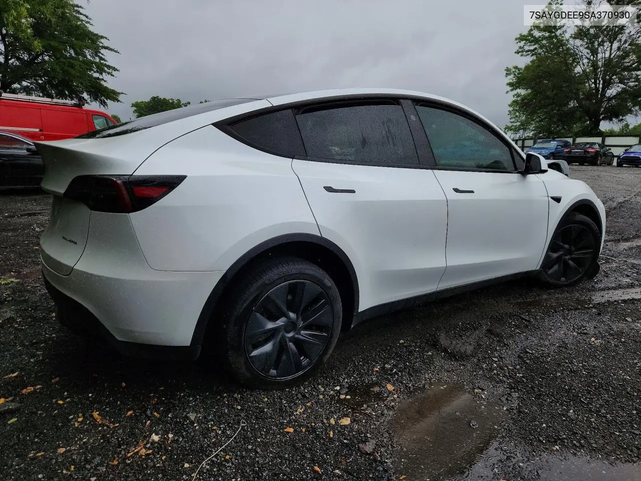 2025 Tesla Model Y VIN: 7SAYGDEE9SA370930 Lot: 51106796
