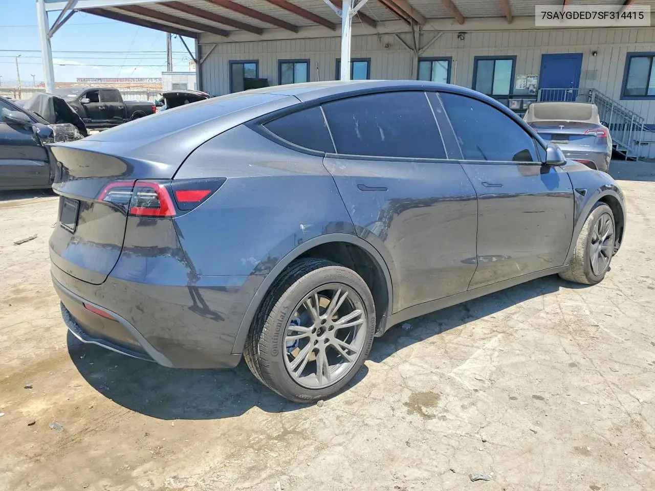 2025 Tesla Model Y VIN: 7SAYGDED7SF314415 Lot: 57377166