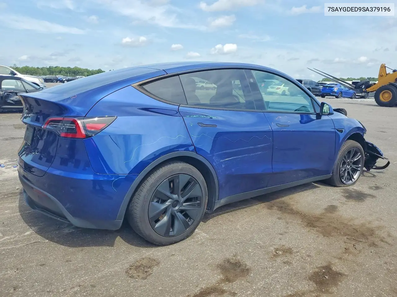 2025 Tesla Model Y VIN: 7SAYGDED9SA379196 Lot: 61679086