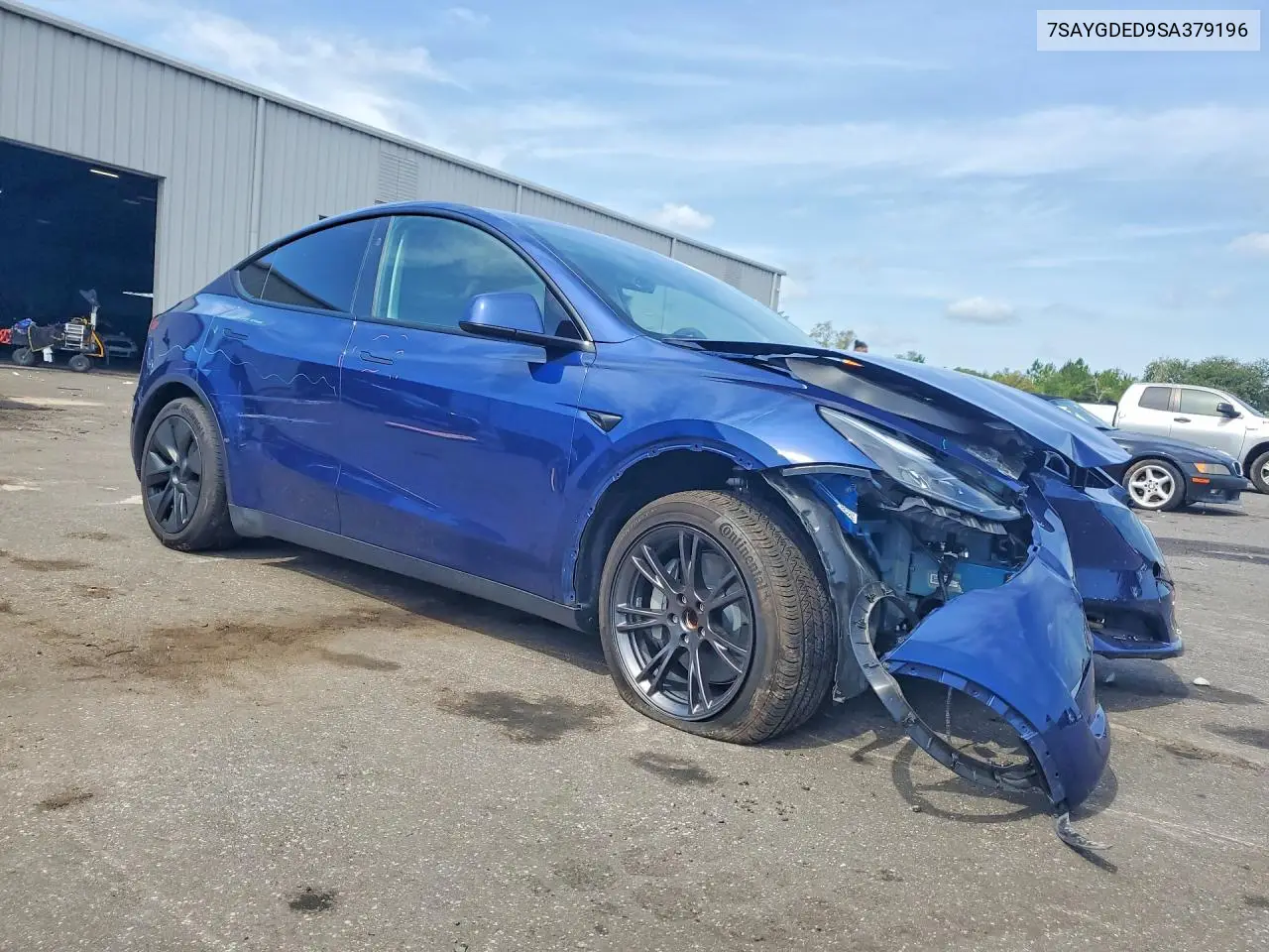 2025 Tesla Model Y VIN: 7SAYGDED9SA379196 Lot: 61679086