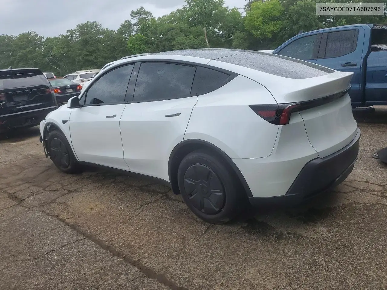 2026 Tesla Model Y VIN: 7SAYGDED7TA607696 Lot: 57346146