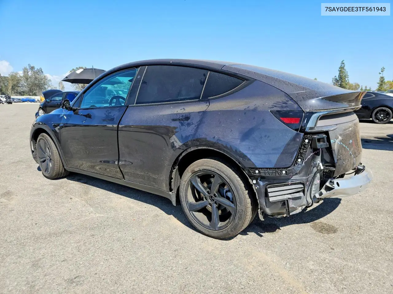 2026 Tesla Model Y VIN: 7SAYGDEE3TF561943 Lot: 57601206