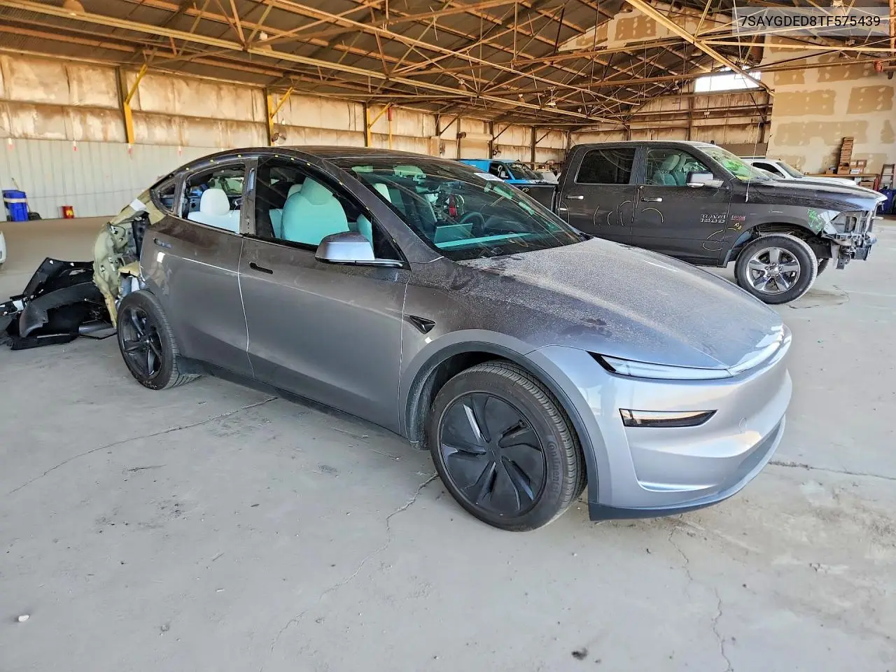 2026 Tesla Model Y VIN: 7SAYGDED8TF575439 Lot: 60206406
