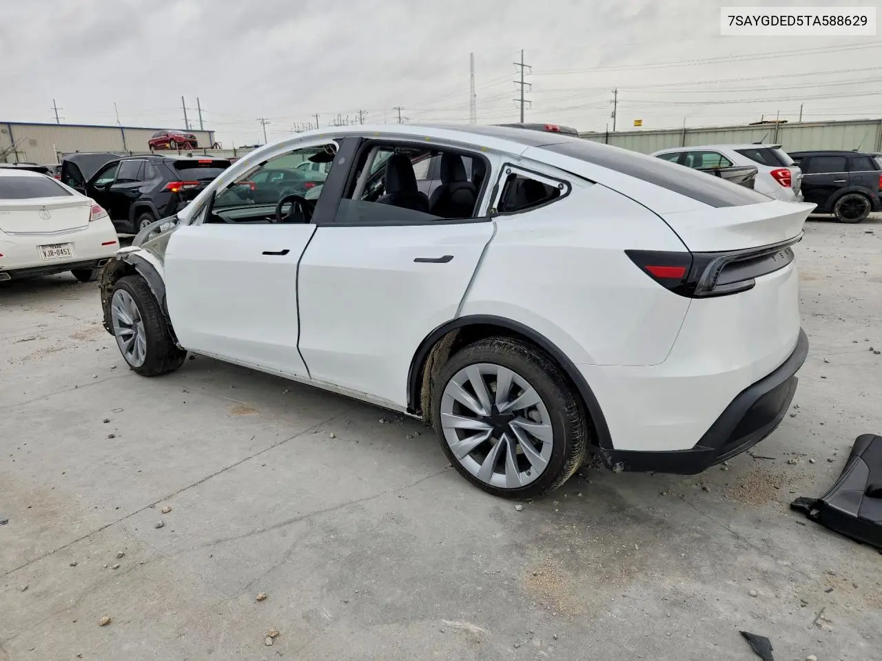 2026 Tesla Model Y VIN: 7SAYGDED5TA588629 Lot: 60808766