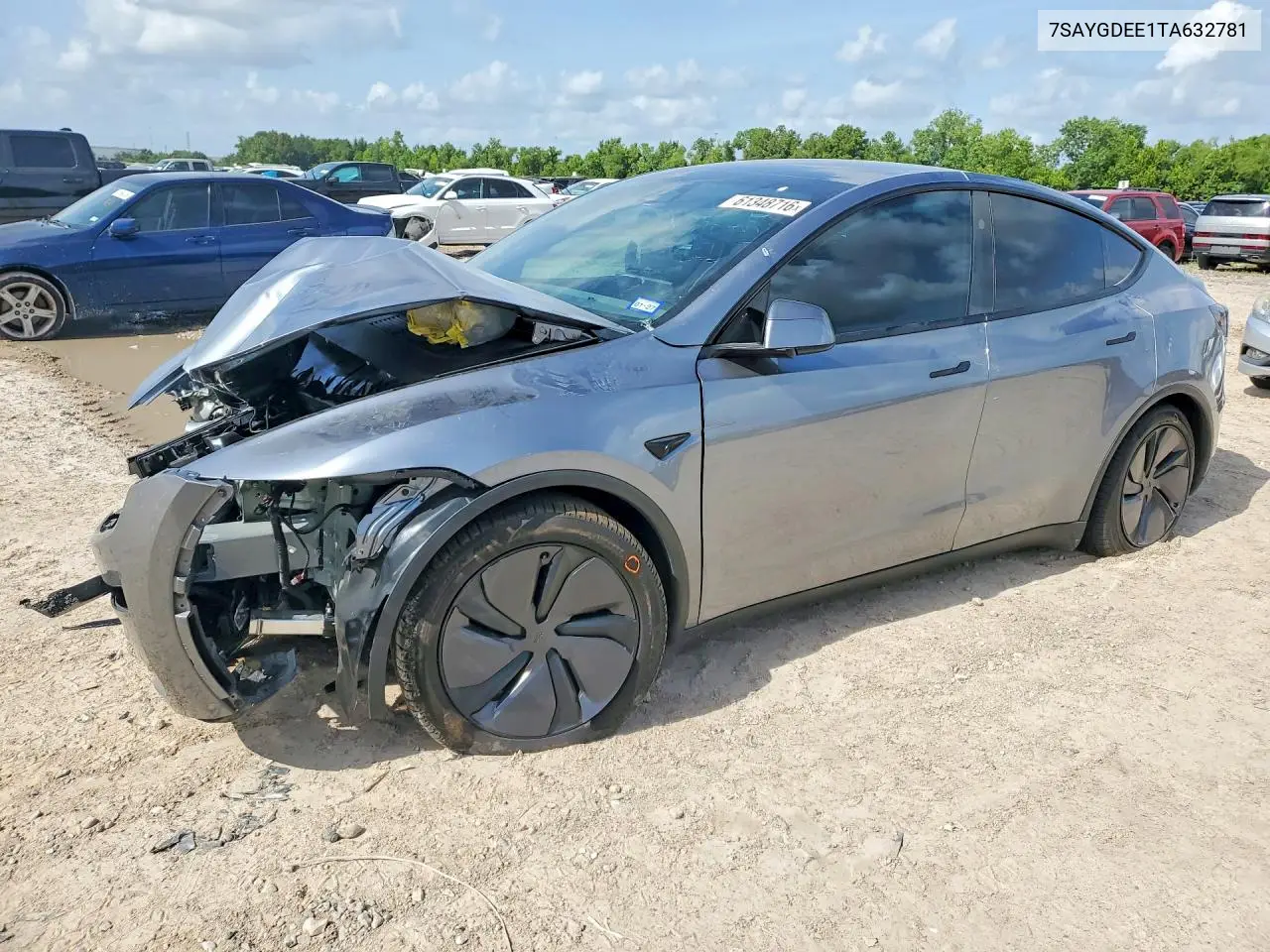 2026 Tesla Model Y VIN: 7SAYGDEE1TA632781 Lot: 61348716