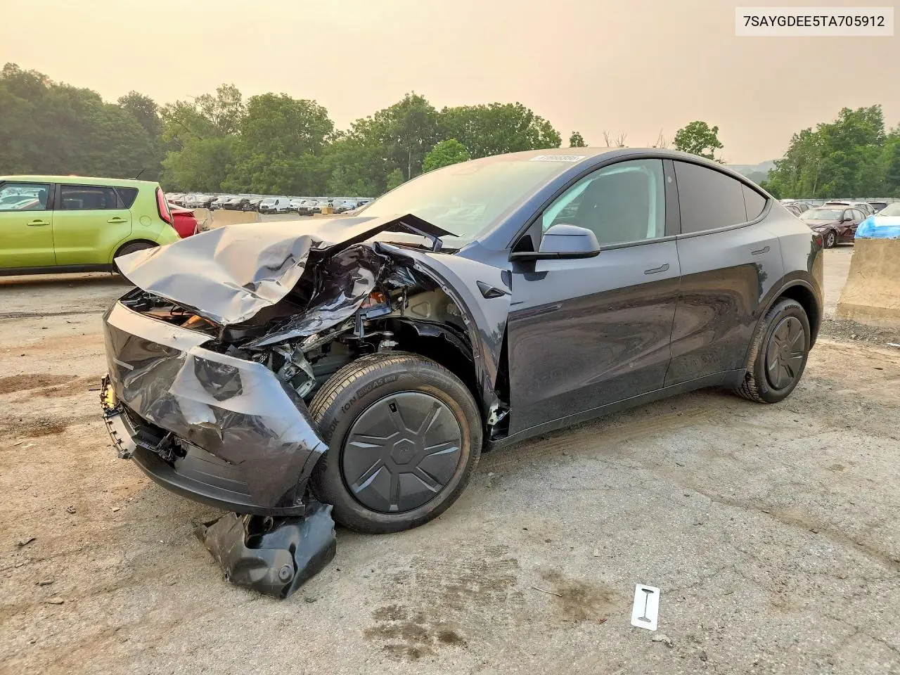2026 Tesla Model Y VIN: 7SAYGDEE5TA705912 Lot: 61666886