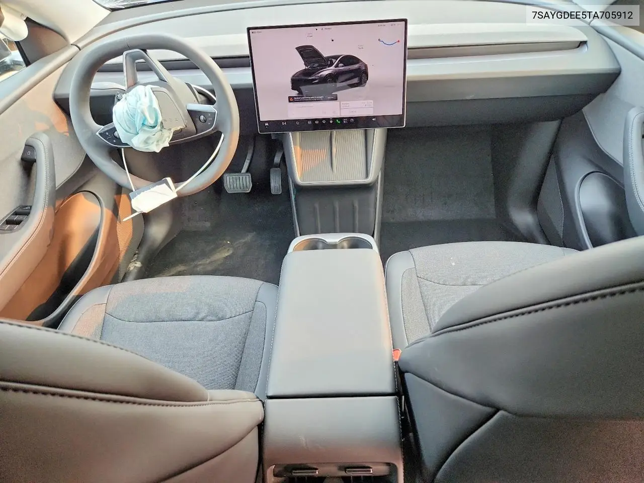2026 Tesla Model Y VIN: 7SAYGDEE5TA705912 Lot: 61666886