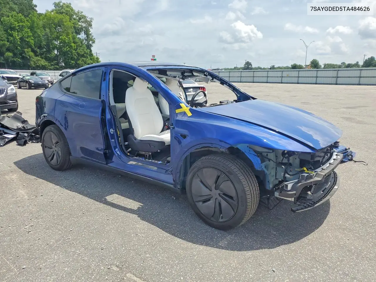 2026 Tesla Model Y VIN: 7SAYGDED5TA484626 Lot: 61870176