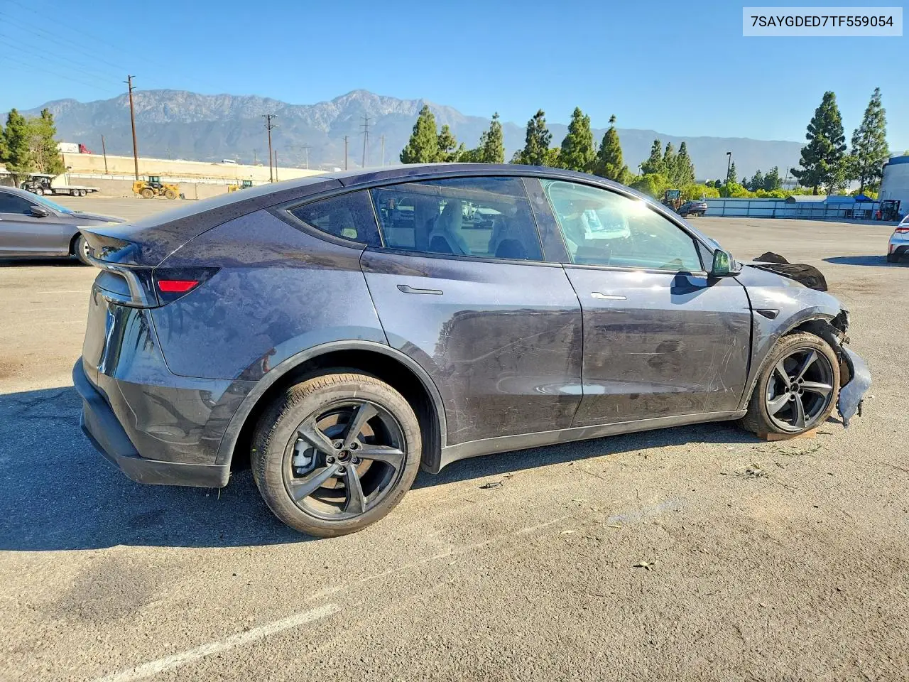 2026 Tesla Model Y VIN: 7SAYGDED7TF559054 Lot: 61916176