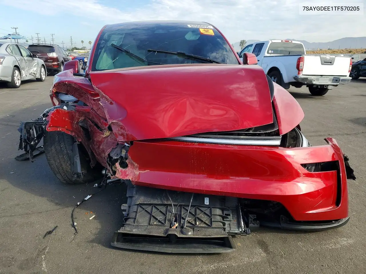 2026 Tesla Model Y VIN: 7SAYGDEE1TF570205 Lot: 62008496