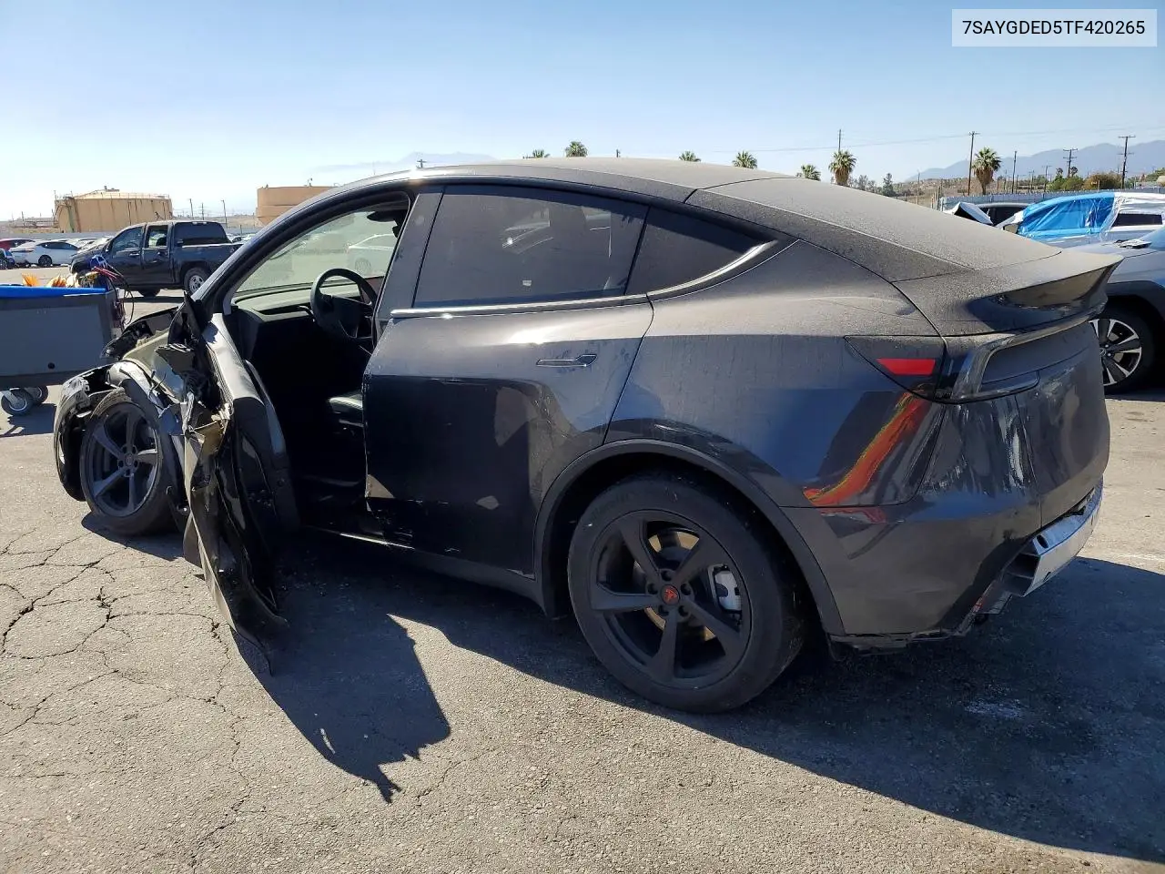 2026 Tesla Model Y VIN: 7SAYGDED5TF420265 Lot: 85964015