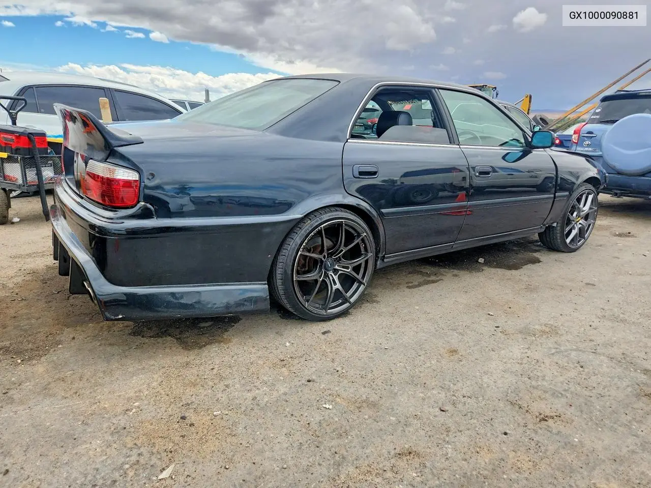 1999 Toyota Chaser VIN: GX1000090881 Lot: 52617396