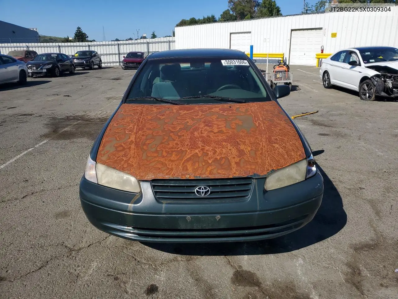 1999 Toyota Camry Le VIN: JT2BG22K5X0309304 Lot: 55031606