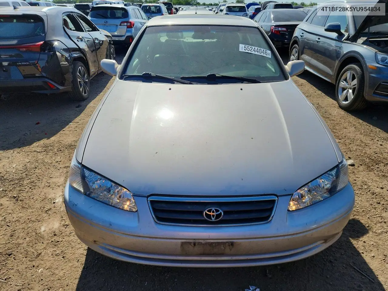 2000 Toyota Camry Xle V6 VIN: 4T1BF28K5YU954834 Lot: 55244046