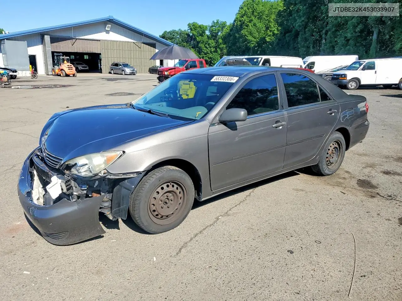 2005 Toyota Camry Standard VIN: JTDBE32K453033907 Lot: 58332306