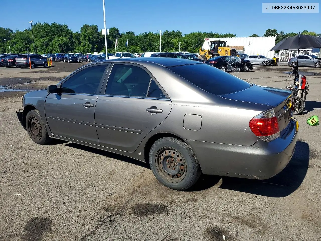 2005 Toyota Camry Standard VIN: JTDBE32K453033907 Lot: 58332306