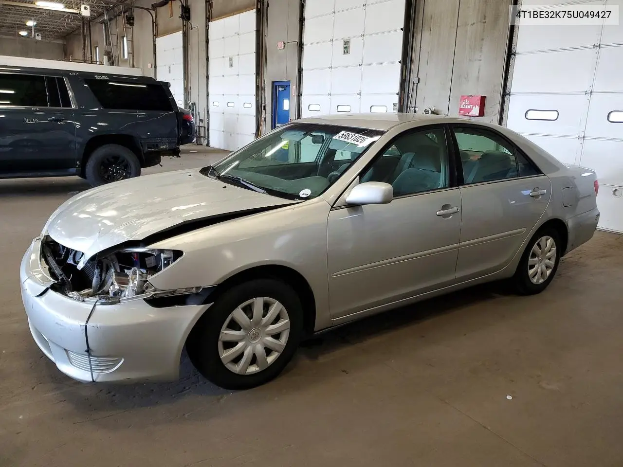 2005 Toyota Camry Le VIN: 4T1BE32K75U049427 Lot: 58631026