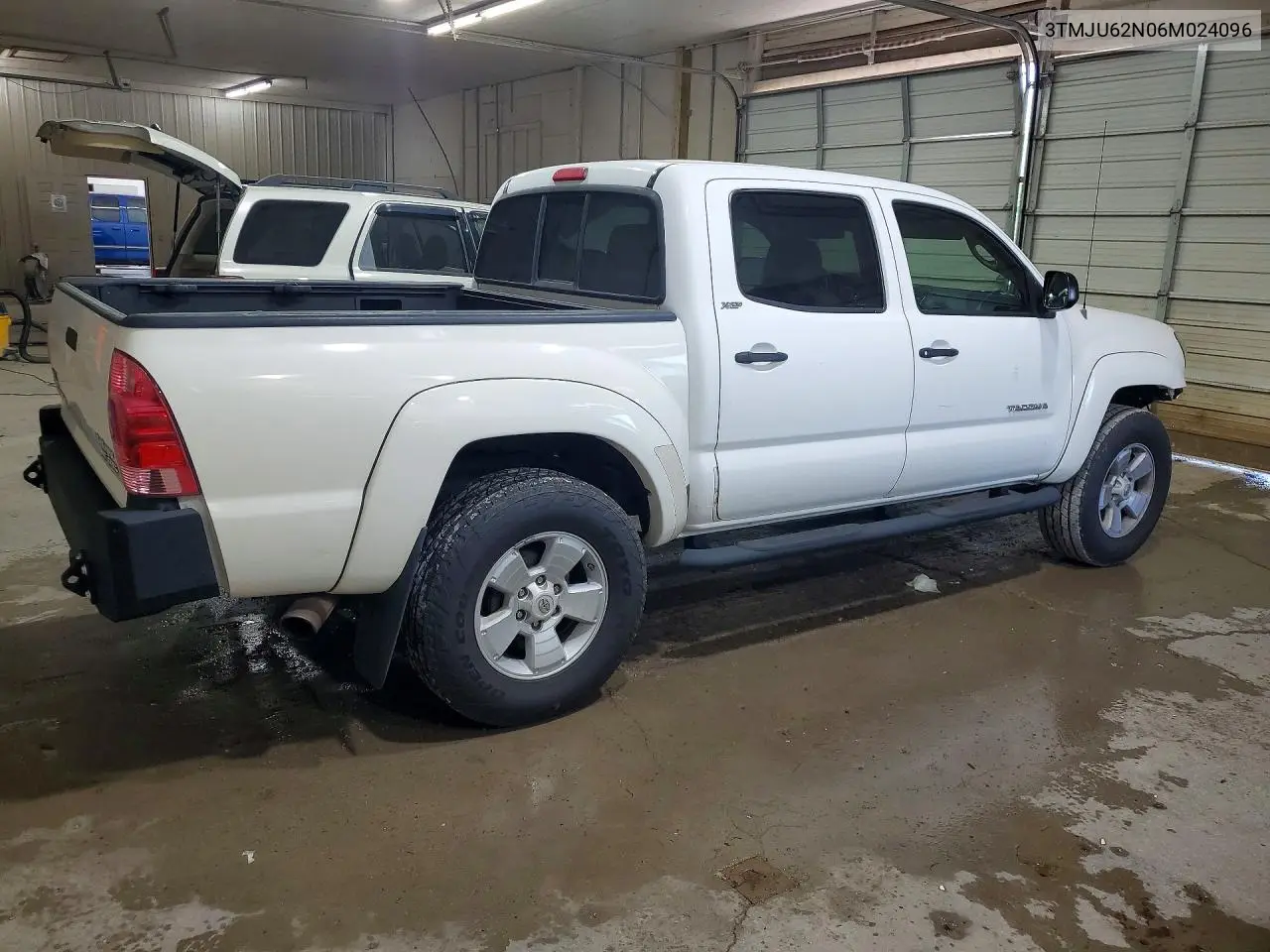 2006 Toyota Tacoma Double Cab Prerunner VIN: 3TMJU62N06M024096 Lot: 58809136